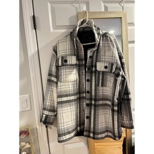 NWT Shacket